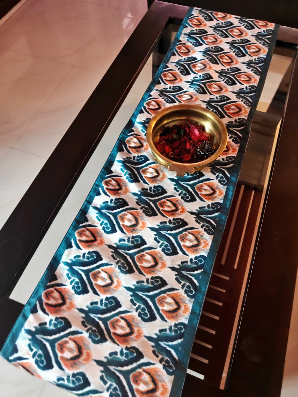 Ikat Silk Dupion Table runner Silk Dining Table Runner 6 seater Side Table Runners Gift L-72 in, W-12in)