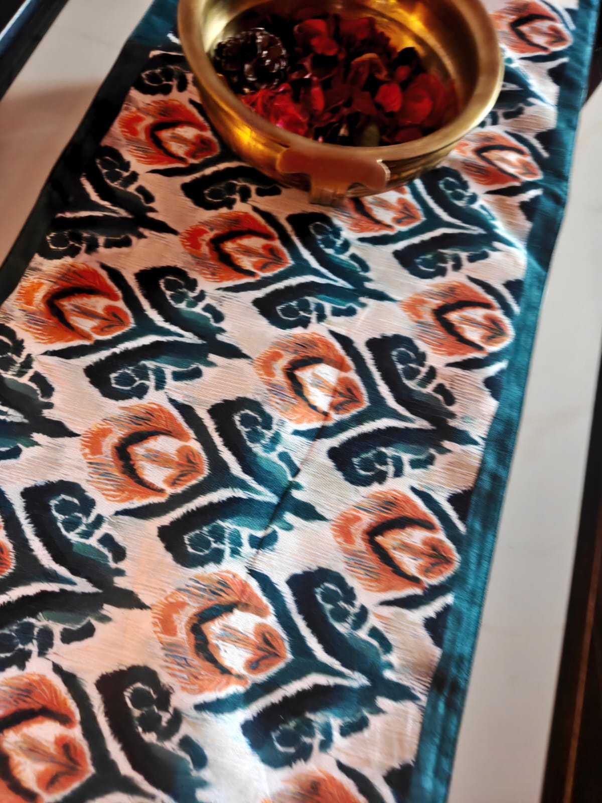 Ikat Silk Dupion Table runner Silk Dining Table Runner 6 seater Side Table Runners Gift L-72 in, W-12in)