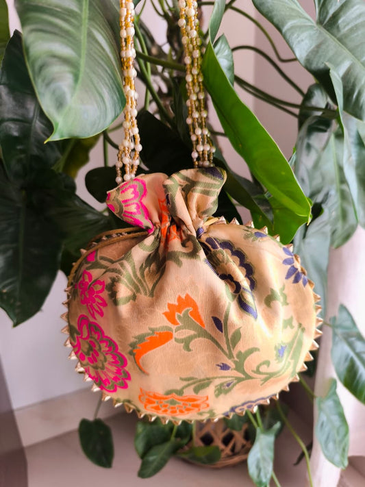 Designer Golden Brocade Potlis Gift Bags | Handcrafted Potli Bags | Buy Party favors party favors