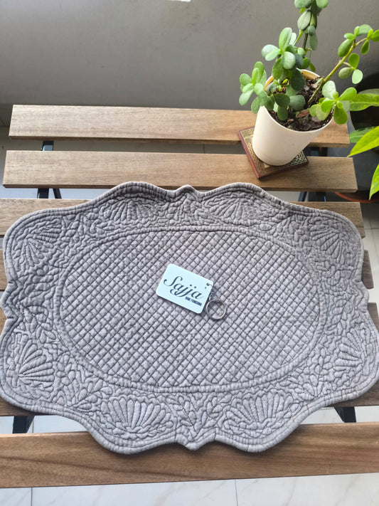 Fleur De Leaf Quilted Velvet Quilted Oval Reversible Placemats - Melange Brown