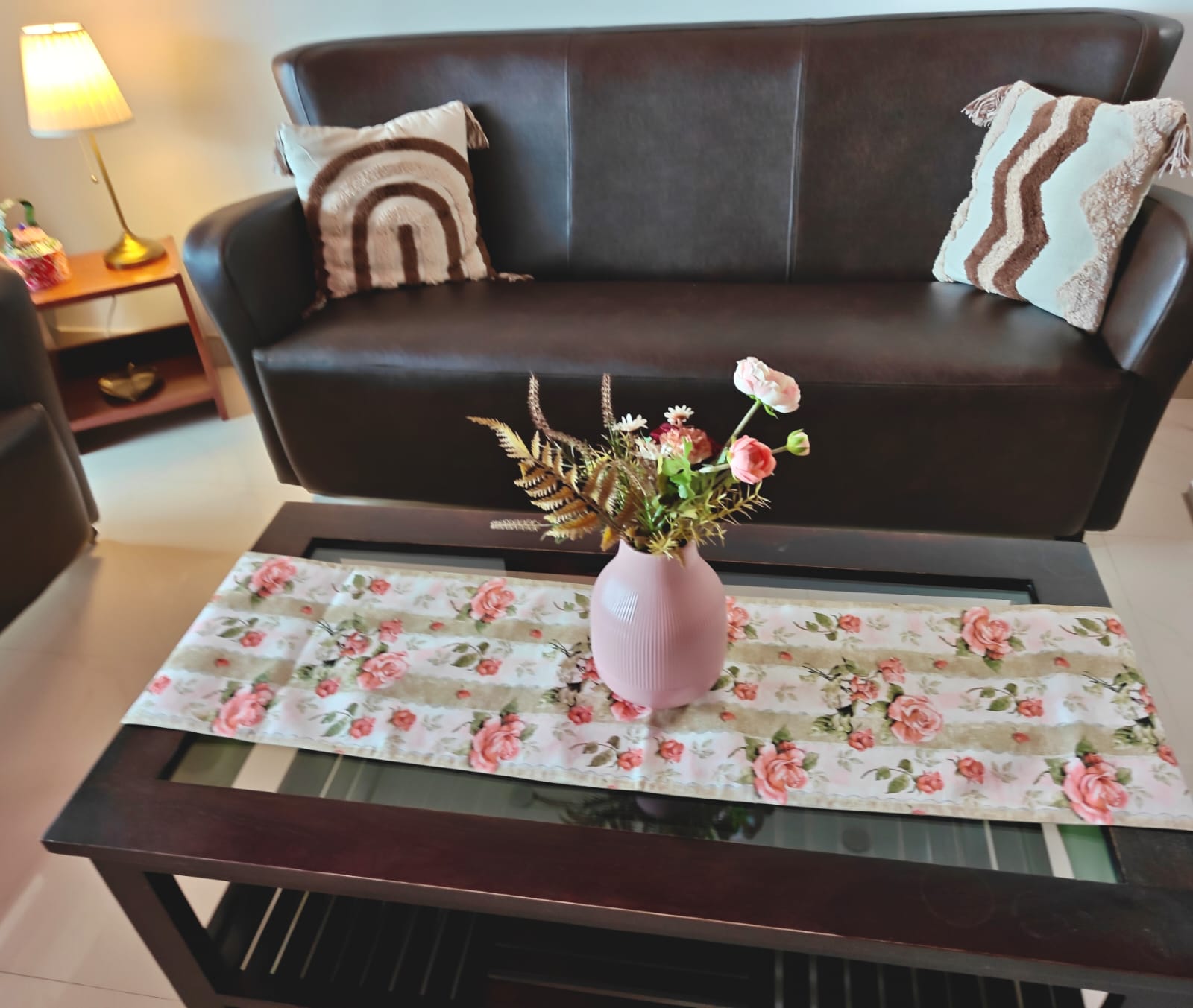 Sajja Enchanting English Rose Elegant Silk Table Runner (12 x 72 inches)