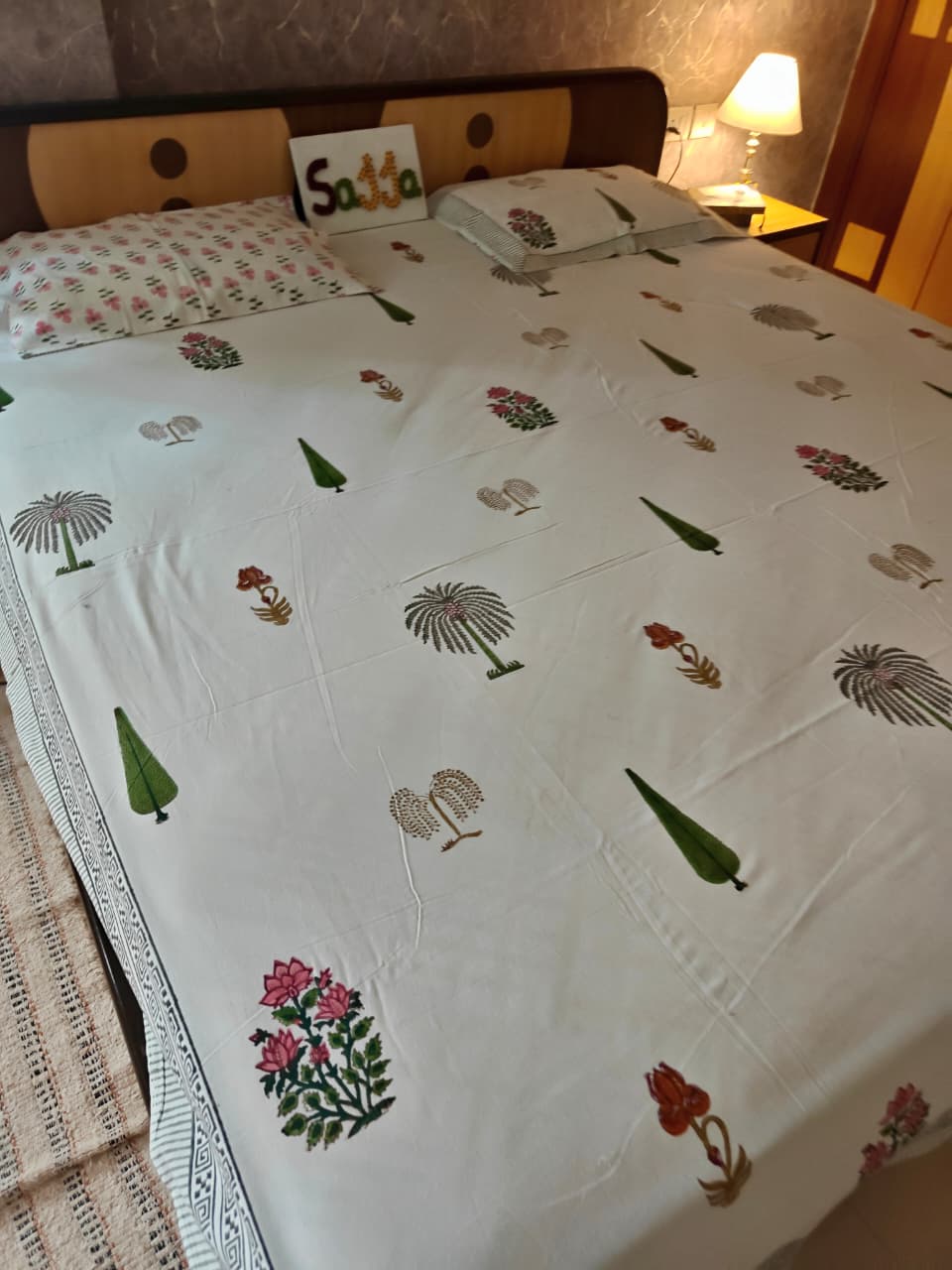Vintage Mughal Jaal Floral Motif Handblock Premium Cotton Double Bedsheet Queen | Smaller King