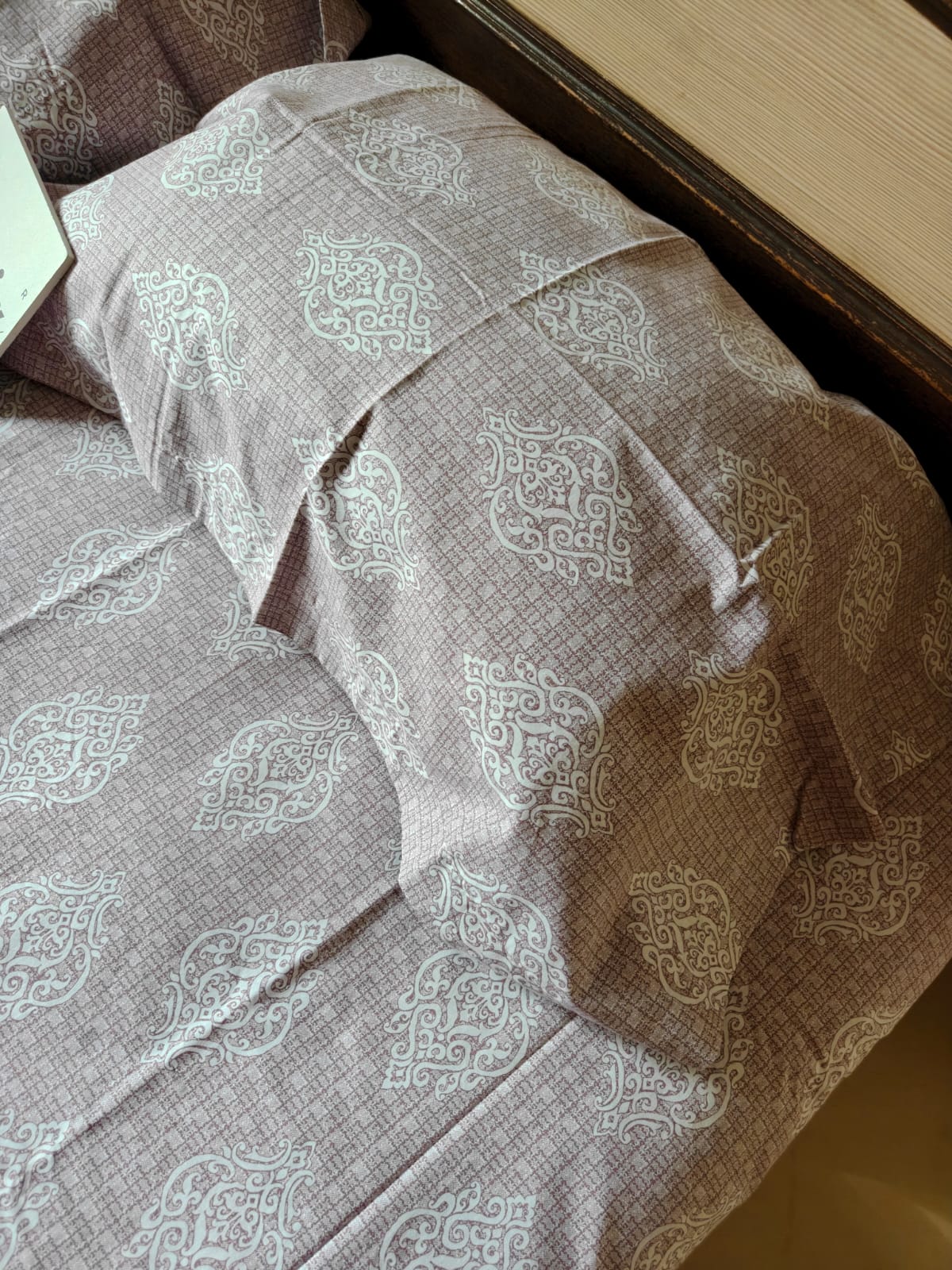 Tang Dynasty inspired Damask Pattern Purple Hued Double Bedsheet Queen 90 x100 inches
