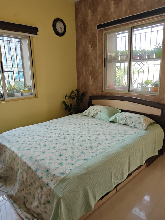 Duck Cotton Teal Turquoise King Size With Solid Border Double Bedcover with 2 Pillow Covers