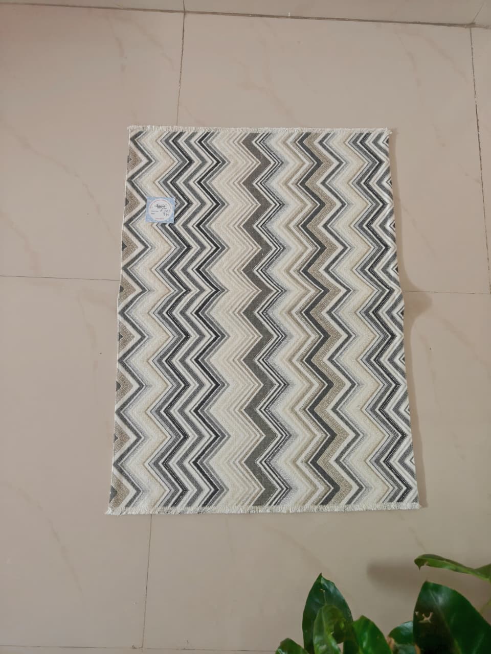 Designer Chevron White Reversible Thick Duck Cotton Floor Mat |Use as Table Décor Mat | Perfect Kids Mat