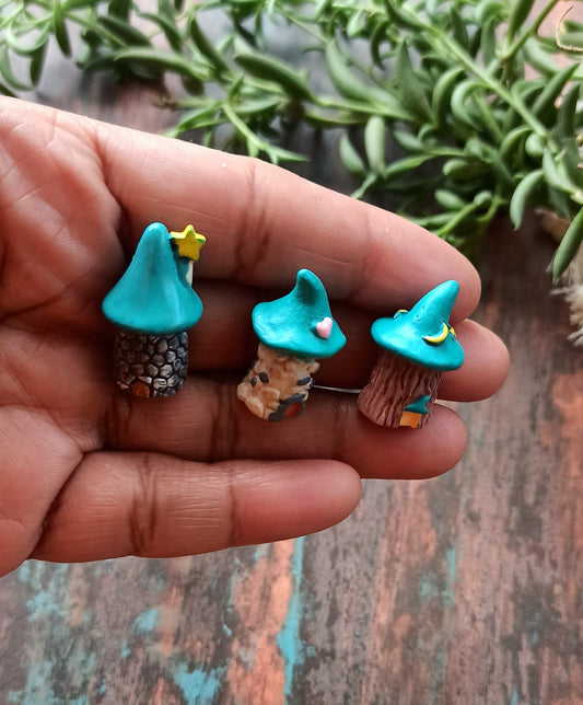 Miniature resin fairy mushroom house  Set of 1 - Sajja Garden Nursery