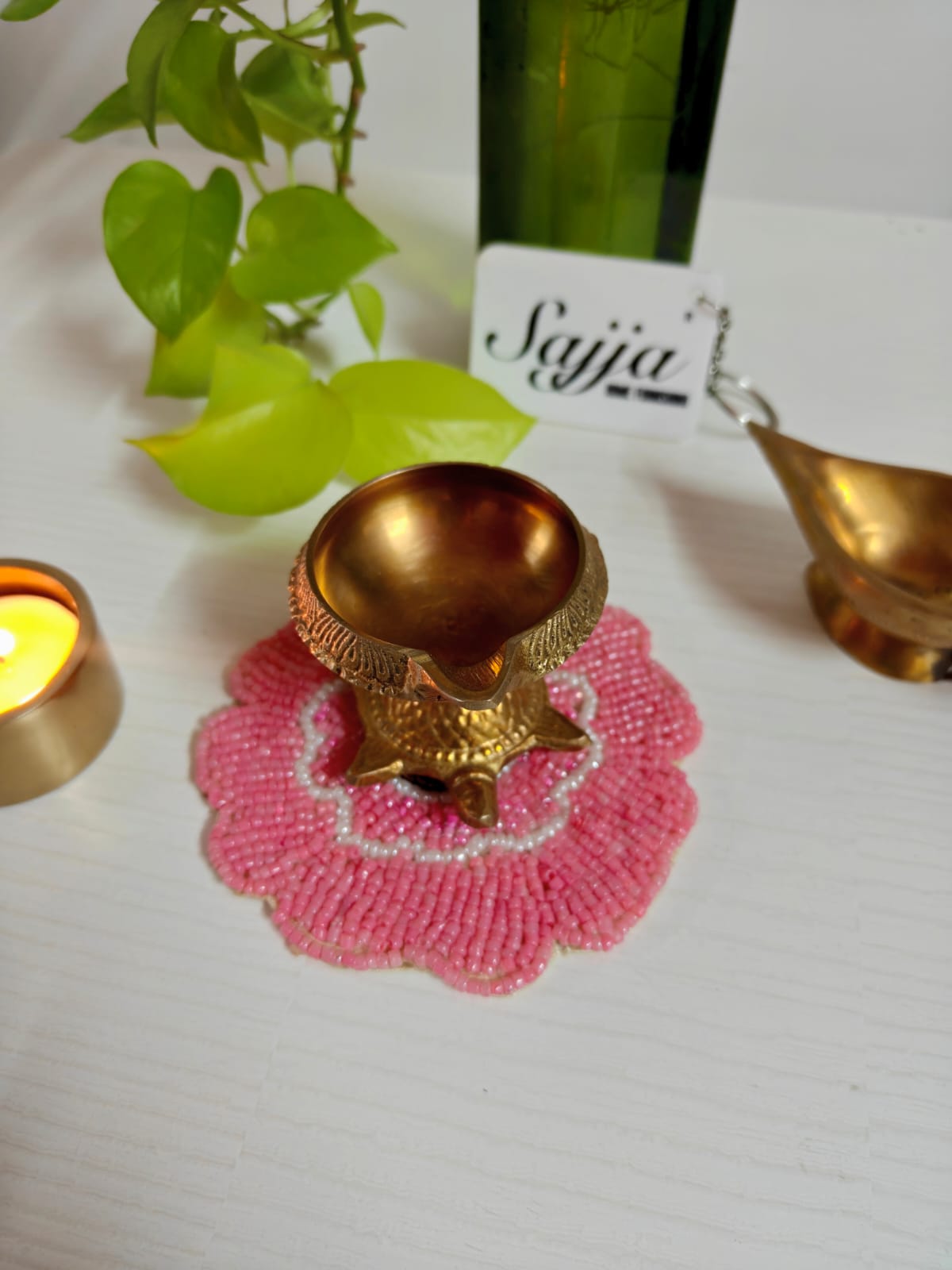 Decorative Handmade Light Pink Round Floral Beads Coaster Doily